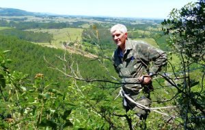 A história do homem-semente: meio século de vida dedicado à preservação ambiental