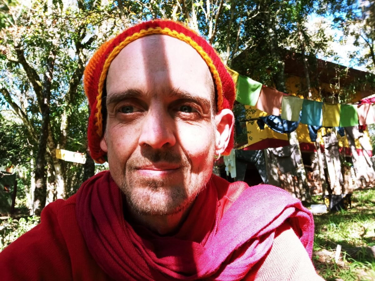 Nenung lança ‘Oceano Lúdico’, um e-book de poesia e imagem