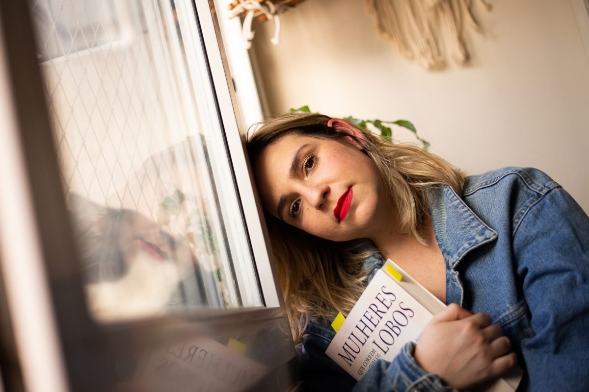 O lançamento de La Loba, revista focada na autoria feminina, com textos e obras de artes visuais