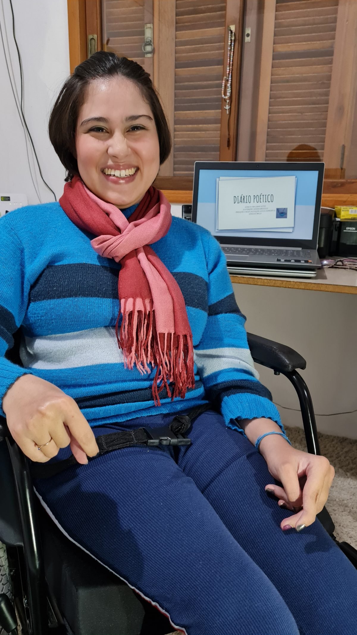 O “Diário Poético”, de Luana Leites, poeta com paralisia cerebral motora