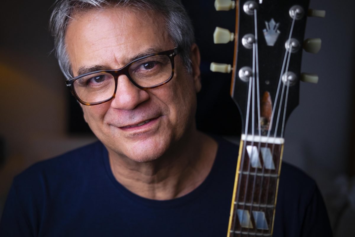 A guitarra de Ricardo Silveira se encontra com o baixo de Gastão Villeroy, no Espaço 373