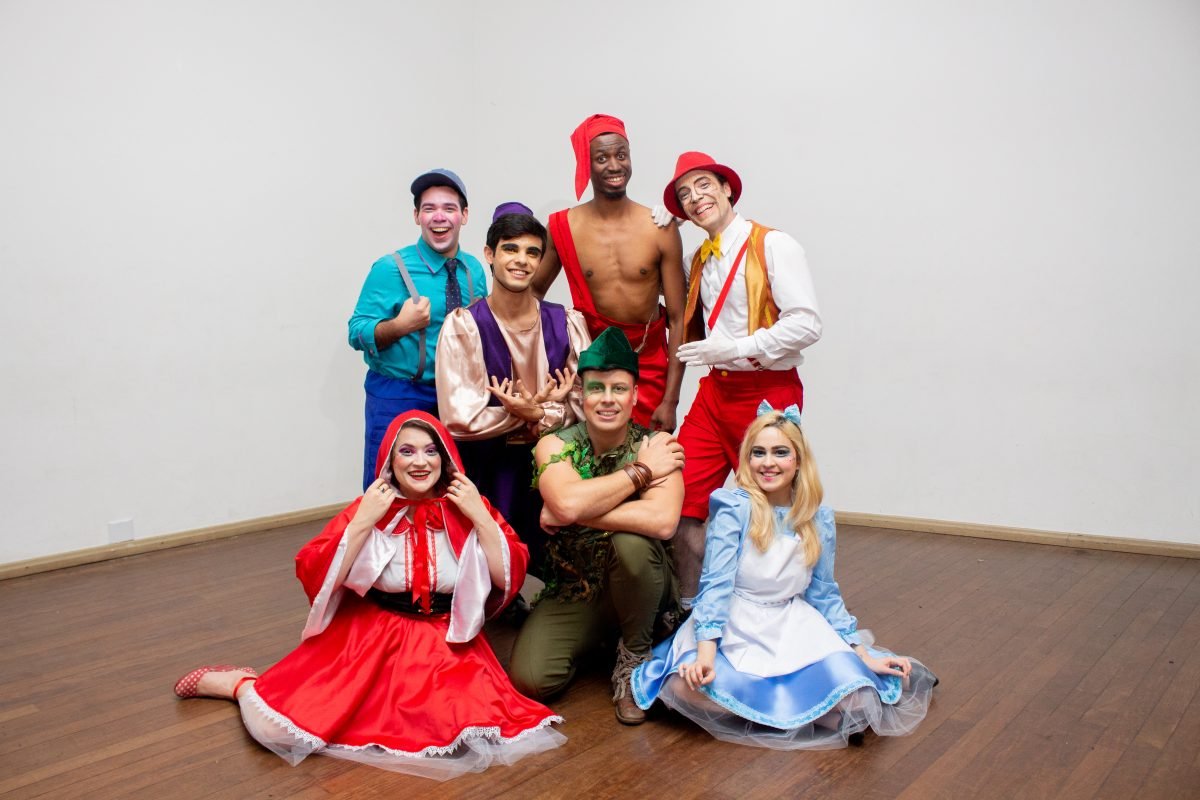 Musical “Liga da Literatura” leva clássicos da literatura infantil para o Teatro Renascença