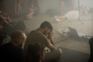 CCMQ promove experiência sensorial de música por vibrações: The Sub_Bar Show #1 