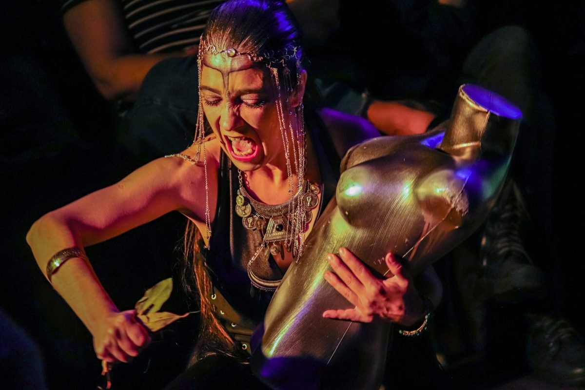 Cambada de Teatro em Ação Direta Levanta FavelA apresenta “Os sofrimentos do jovem Werher”