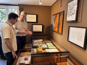 Exposição de livros abre calendário sobre 400 anos das Missões