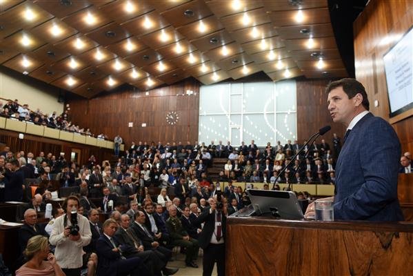 Novo presidente da Assembleia quer Estado mais competitivo