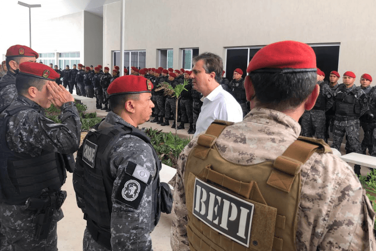 Dez quartéis ocupados e 150 mortes em seis dias: violência não cede com intervenção federal no Ceará