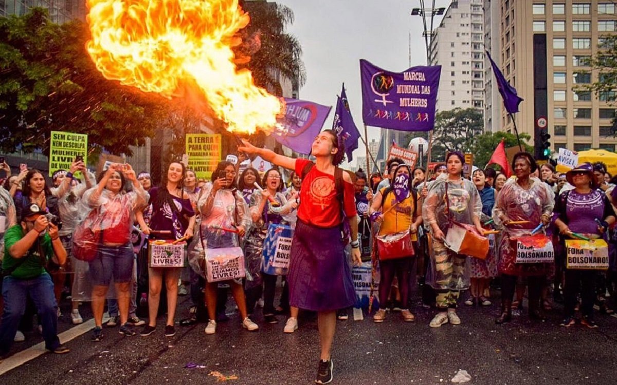 Marchas e protestos marcam o Dia Internacional das Mulheres pelo país