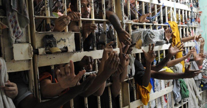 Advogados pedem soltura de presos para reduzir riscos do coronavirus nos presídios