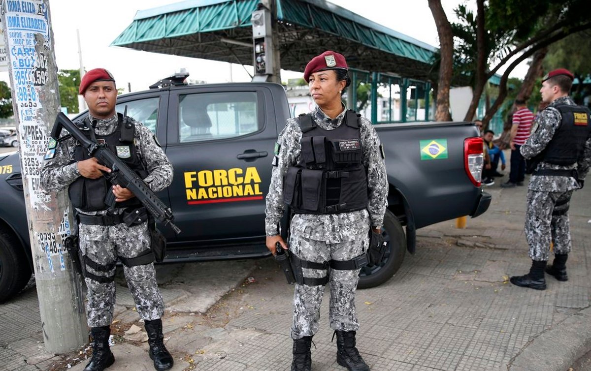 Emenda proibe anistiar policiais amotinados, mas situação é tensa no Ceará