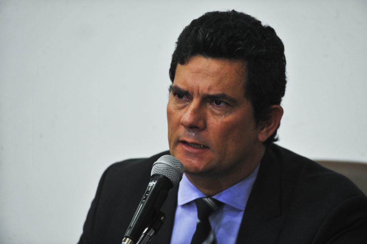 Bolsonaro parte para o ataque e diz que acusação de Moro é “mentira deslavada”