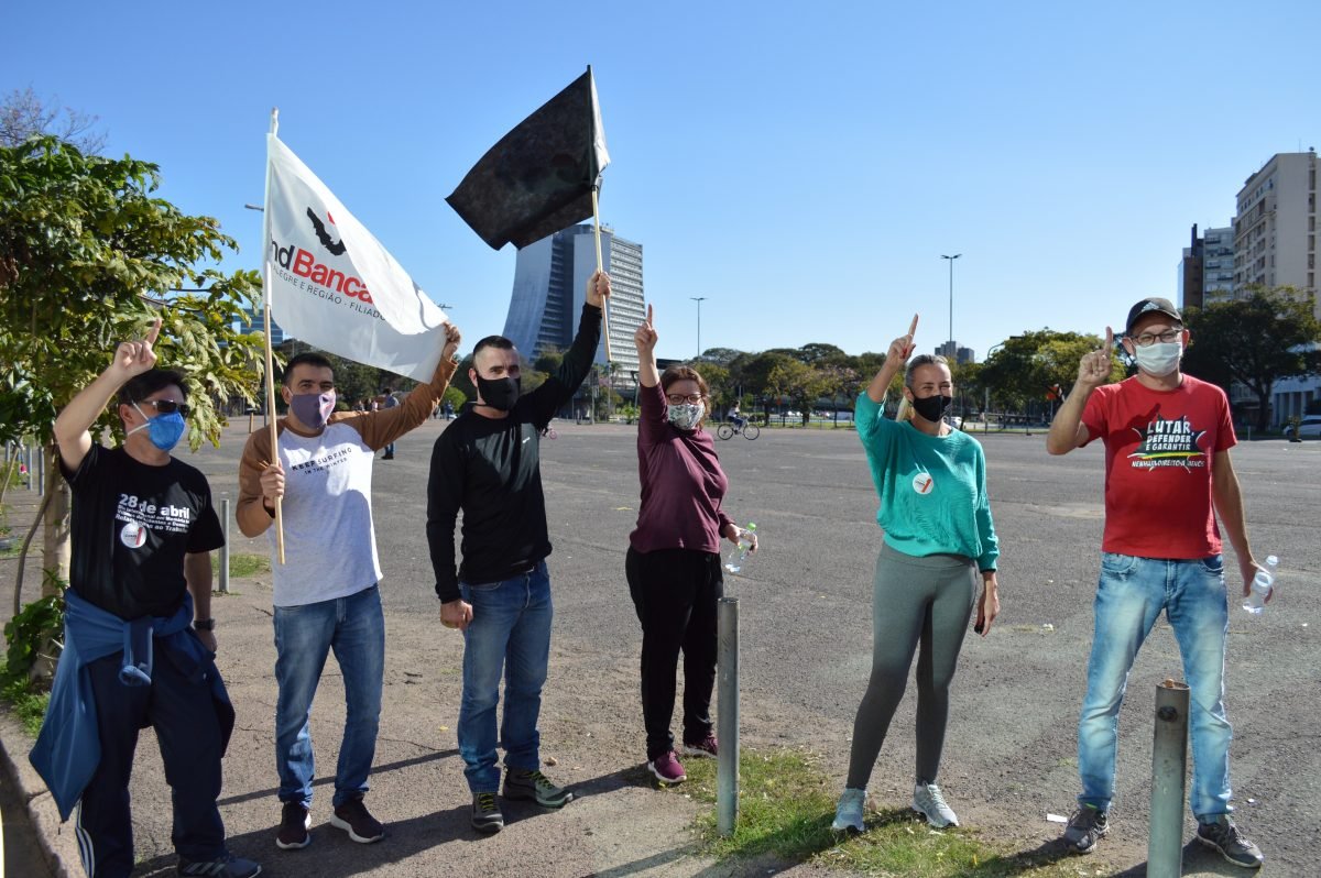 Bancários denunciam “escalada de ataques” aos direitos da categoria