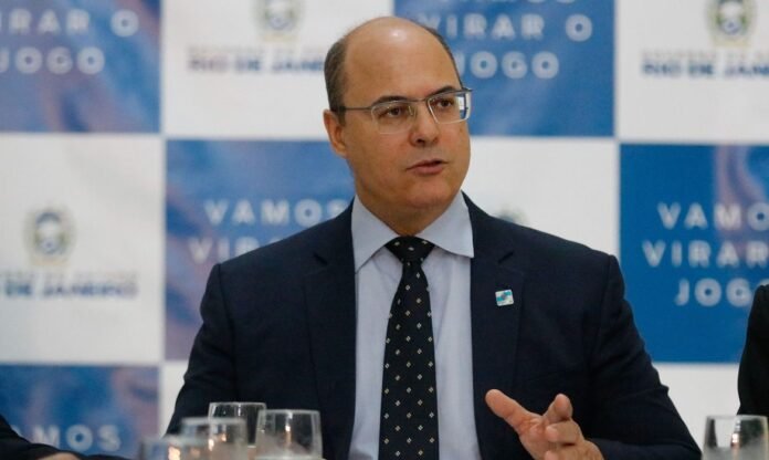 STJ afasta governador Witzel e prende seis investigados por irregularidades na Saúde do Rio de Janeiro