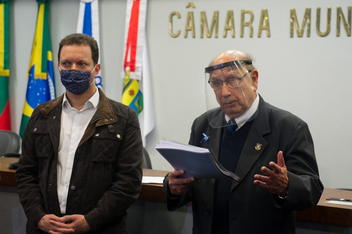 Liminar da Justiça suspende processo de impeachment e Marchezan ganha tempo na corrida pela reeleição