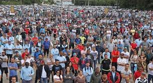 Justiça mantém bloqueio de bens da Ford e proibe demissões sem acordo coletivo