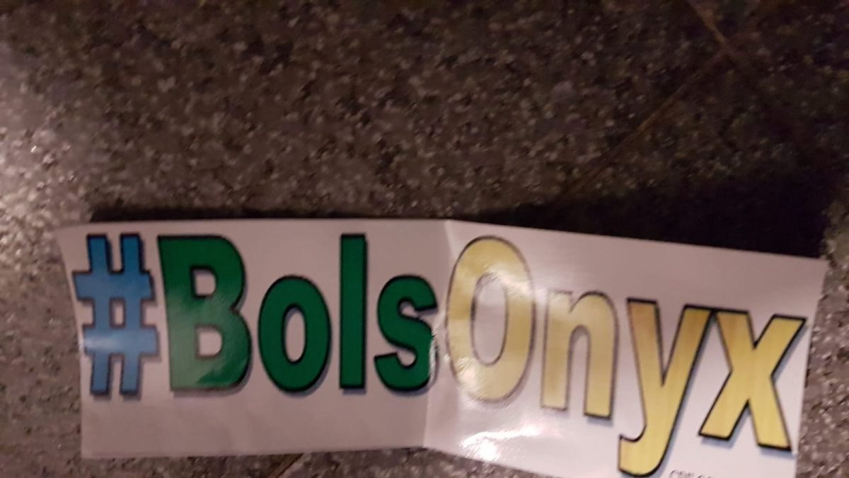 Eleições 2022: vem aí o “BolsOnyx”, adesivos já circulam no partido