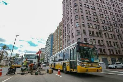 Melo pede empréstimo de R$ 40 milhões para asfaltar ruas e avenidas