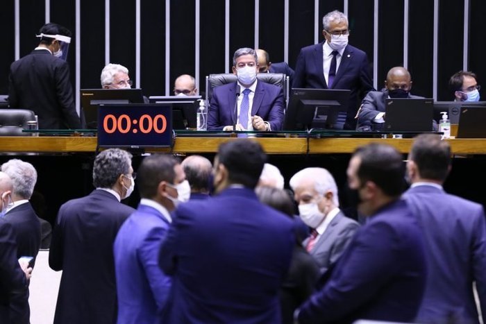 Voto impresso: entre os deputados gaúchos, Bolsonaro ganhou de 20 a 7