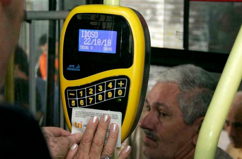 Bilhetagem eletrônica: Prefeitura ainda não tem posicionamento sobre decisão judicial