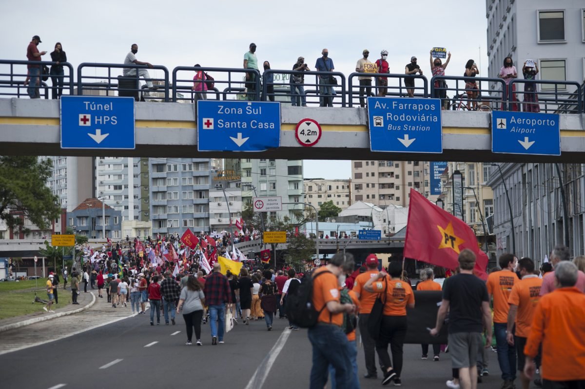 Campanha de 2022 está nas ruas: “Fora Bolsonaro” já não esconde divisão na oposição