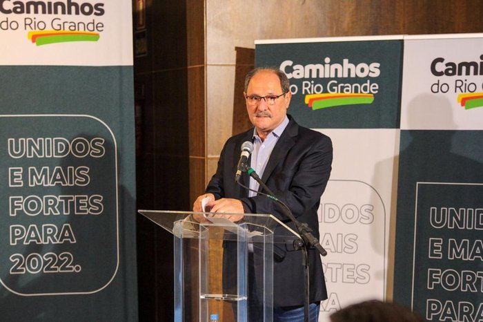 Em discurso de candidato, ex-governador Ivo Sartori diz que não é candidato em 2022