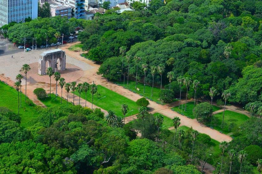 Maria Rita e Baile da cidade marcam o aniversário de Porto Alegre neste sábado na Redenção