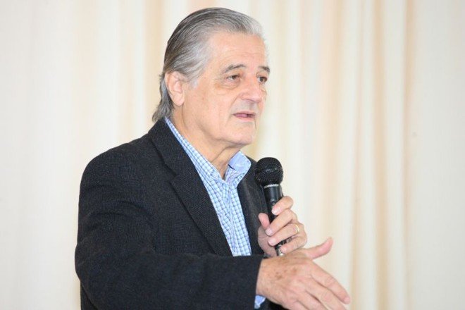 Deputado do PDT repudia ataques de Ciro e declara apoio a Lula