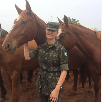 Eleições 2024: Melo aceita vice militar para garantir apoio do PL, de Bolsonaro