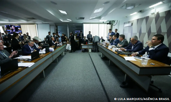 CPI pede prisão preventiva de 21 investigados por fraude no INSS