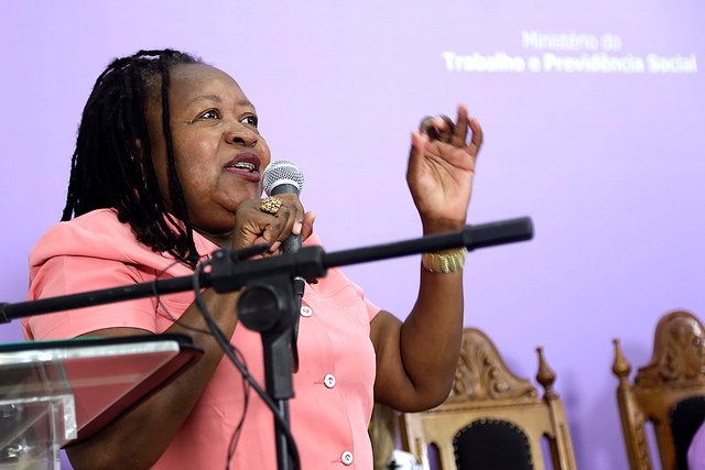 Presidente da Federação Nacional das Domésticas, Creuza Oliveira partidpa de debate em Porto Alegre | Erasmo Salomão/MTPS 