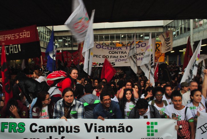 ocupaiii-11-11-thais