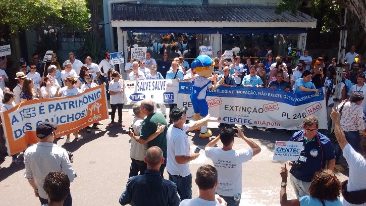 abraco-tve-fundacoes-matheus-chaparini-3