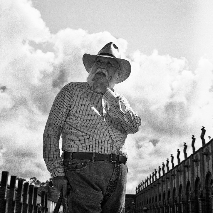 Francisnco Brennand fotografado por Orlando Azevedo