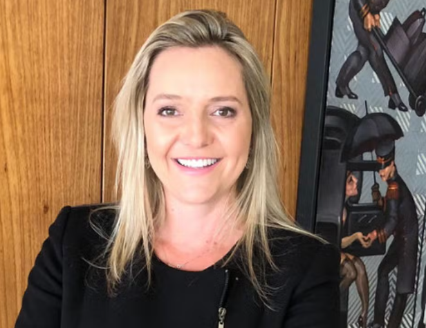 Senhora das Emendas: ex-assessora de Lira que distribuía verbas do orçamento secreto é alvo da PF