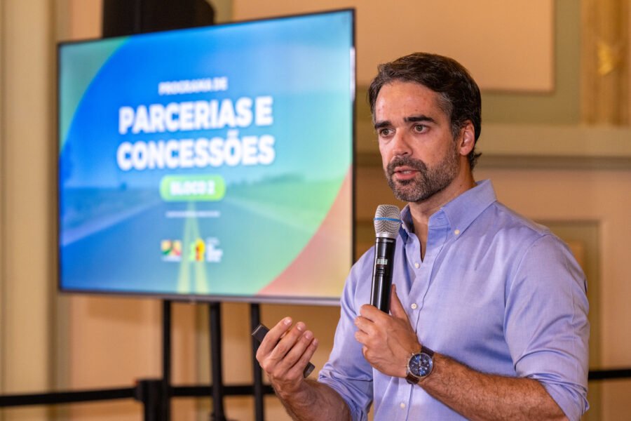 Com pressão de CPI e auditoria do TCE, governo Leite adia leilão para concessão de rodovias